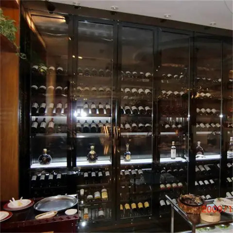 PVD不鏽鋼紅酒櫃｜嵌入式恆溫紅酒展示櫃｜別墅酒店酒窖訂造