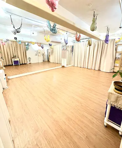 佐敦 鏡房 場地出租 💃 瑜伽室 / 舞蹈室/ 工作坊/ circuit training