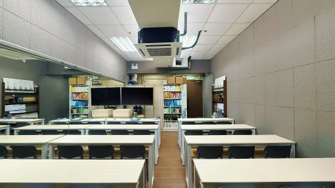 元朗課室租場📍元朗港鐵站附近📍元朗市中心📍約480呎📍容納人數30人📍適用於各行教育補習、課室、活動場地、會議室、講座場地、多用途活動室、興趣班、手工班、工作坊